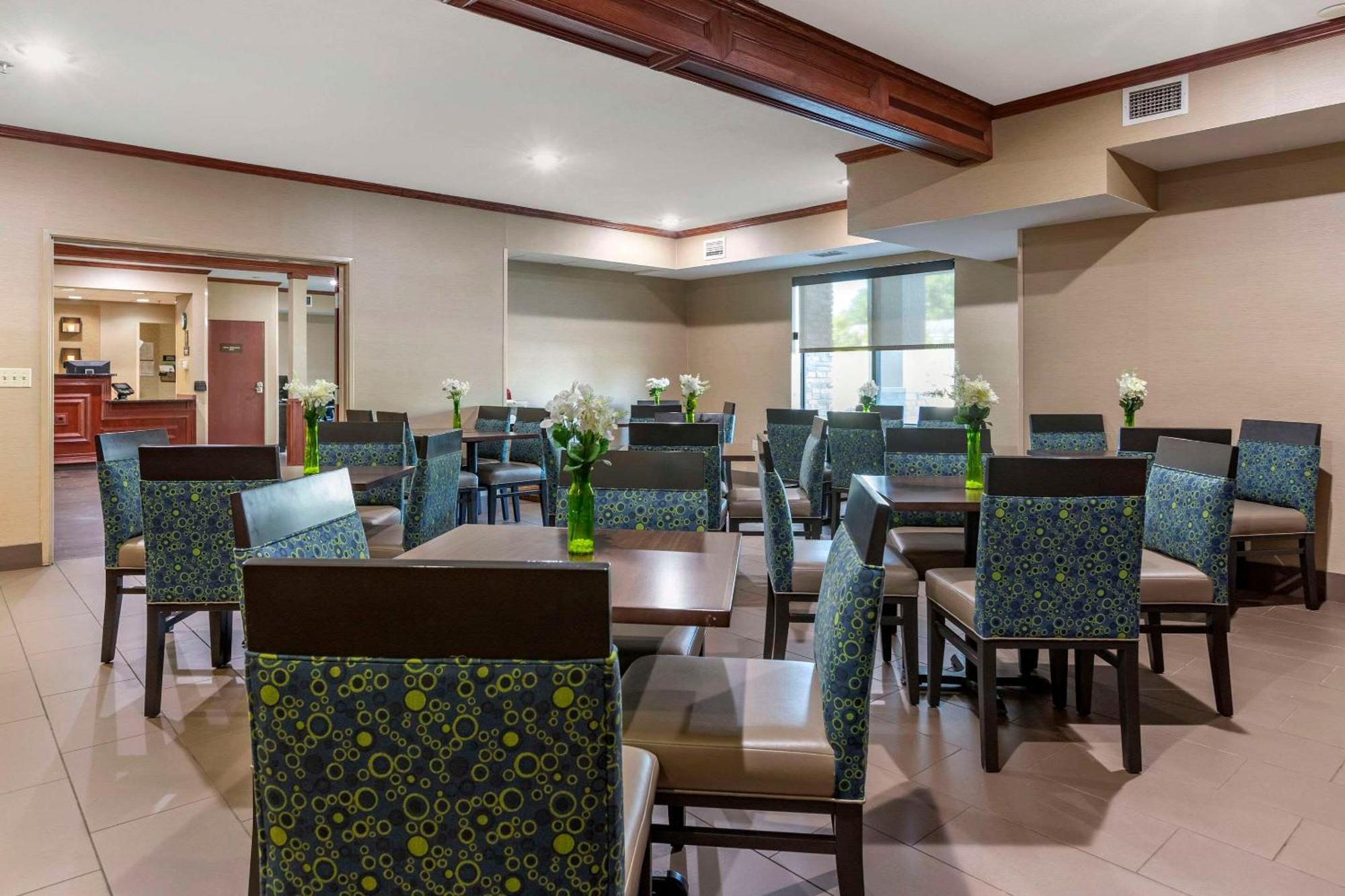 Comfort Suites Grandville - Grand Rapids Sw Exterior foto